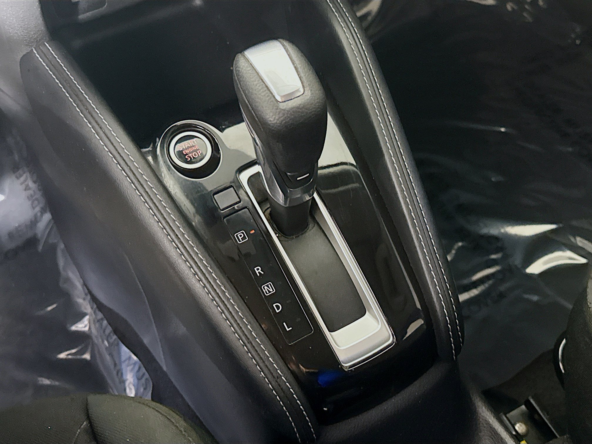 Used 2020 Nissan Kicks SV FWD image 20