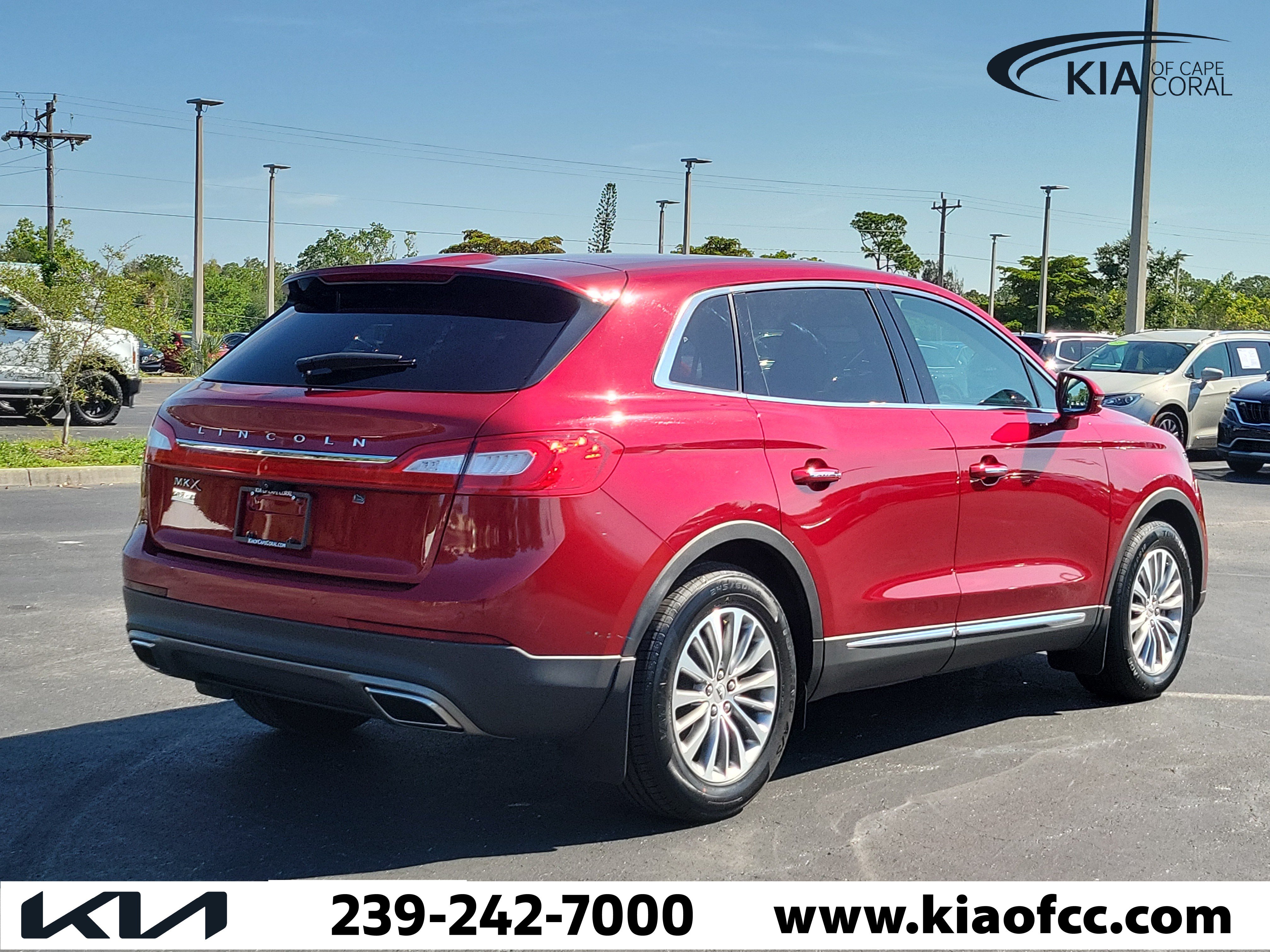 Used 2018 Lincoln MKX Select w/ Select Plus Package FWD image 6