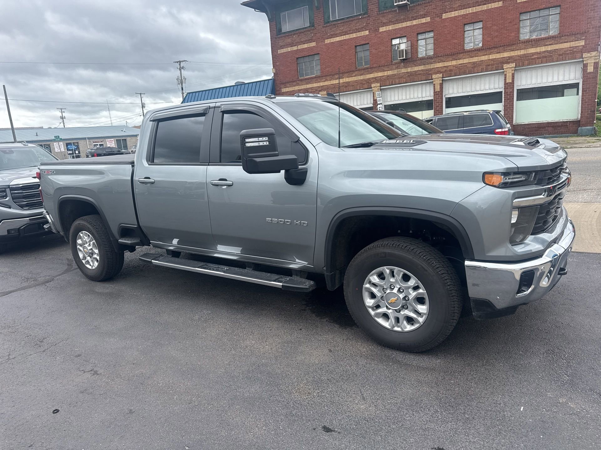 Used 2026 Chevrolet Silverado 2500 LT w/ All Star Edition AWD/4WD image 5