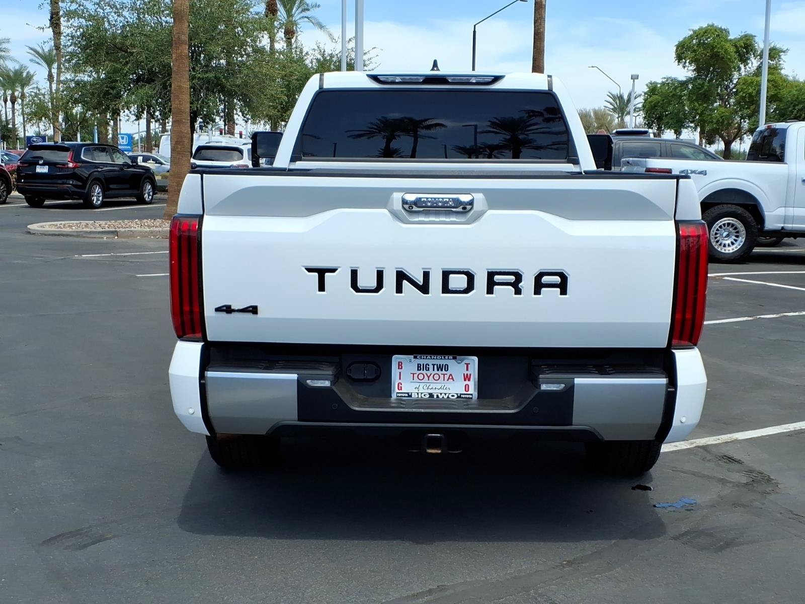 Used 2023 Toyota Tundra Limited w/ Power Package AWD/4WD image 5
