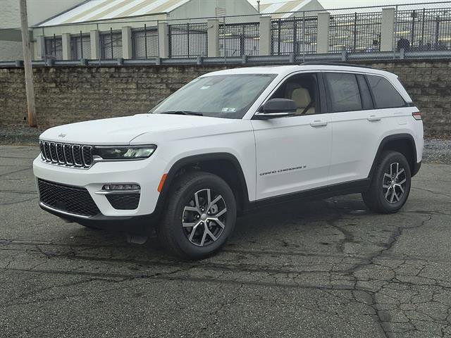 New 2025 Jeep Grand Cherokee Limited image 2