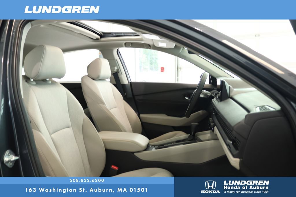 Used 2023 Honda Accord EX image 16