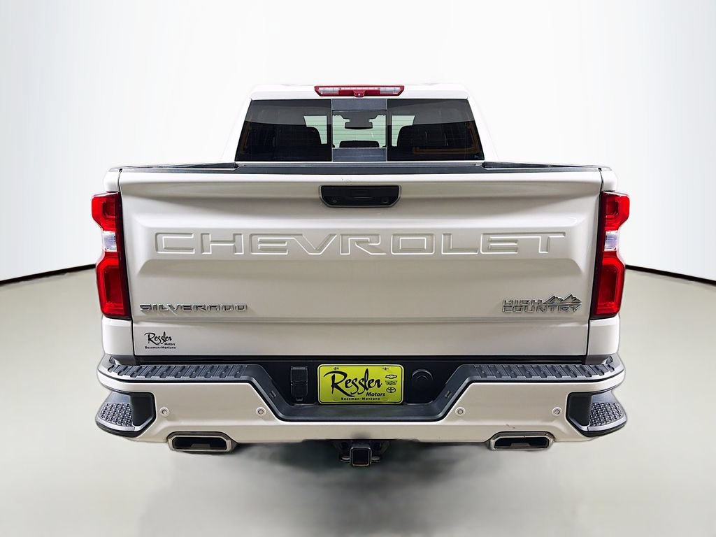 Used 2022 Chevrolet Silverado 1500 High Country w/ Z71 Off-Road Package AWD/4WD image 7