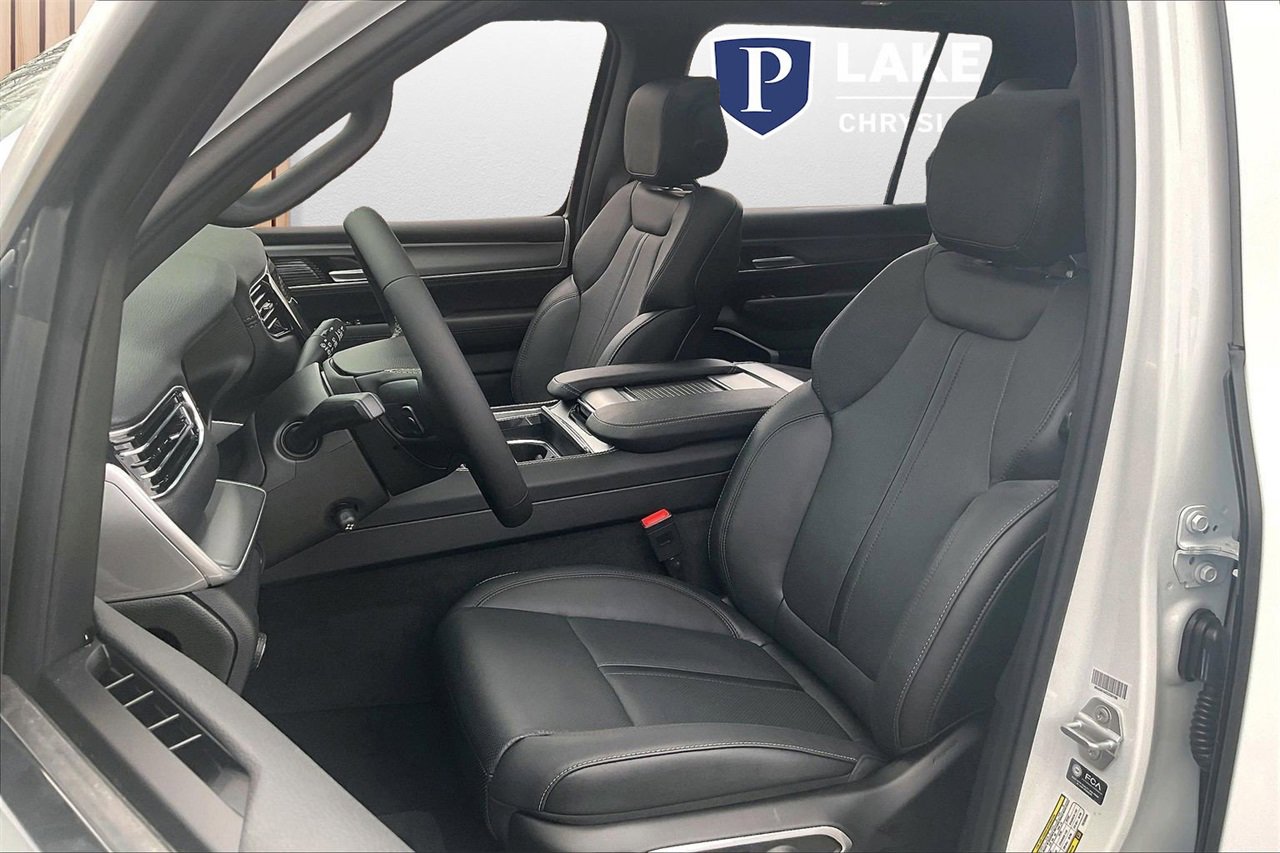 New 2026 Jeep Grand Wagoneer L Limited image 22