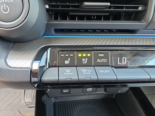 Used 2024 Toyota Prius Limited AWD/4WD image 20