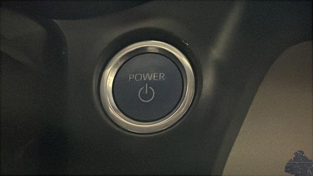 Used 2024 Toyota Sienna Platinum FWD image 26