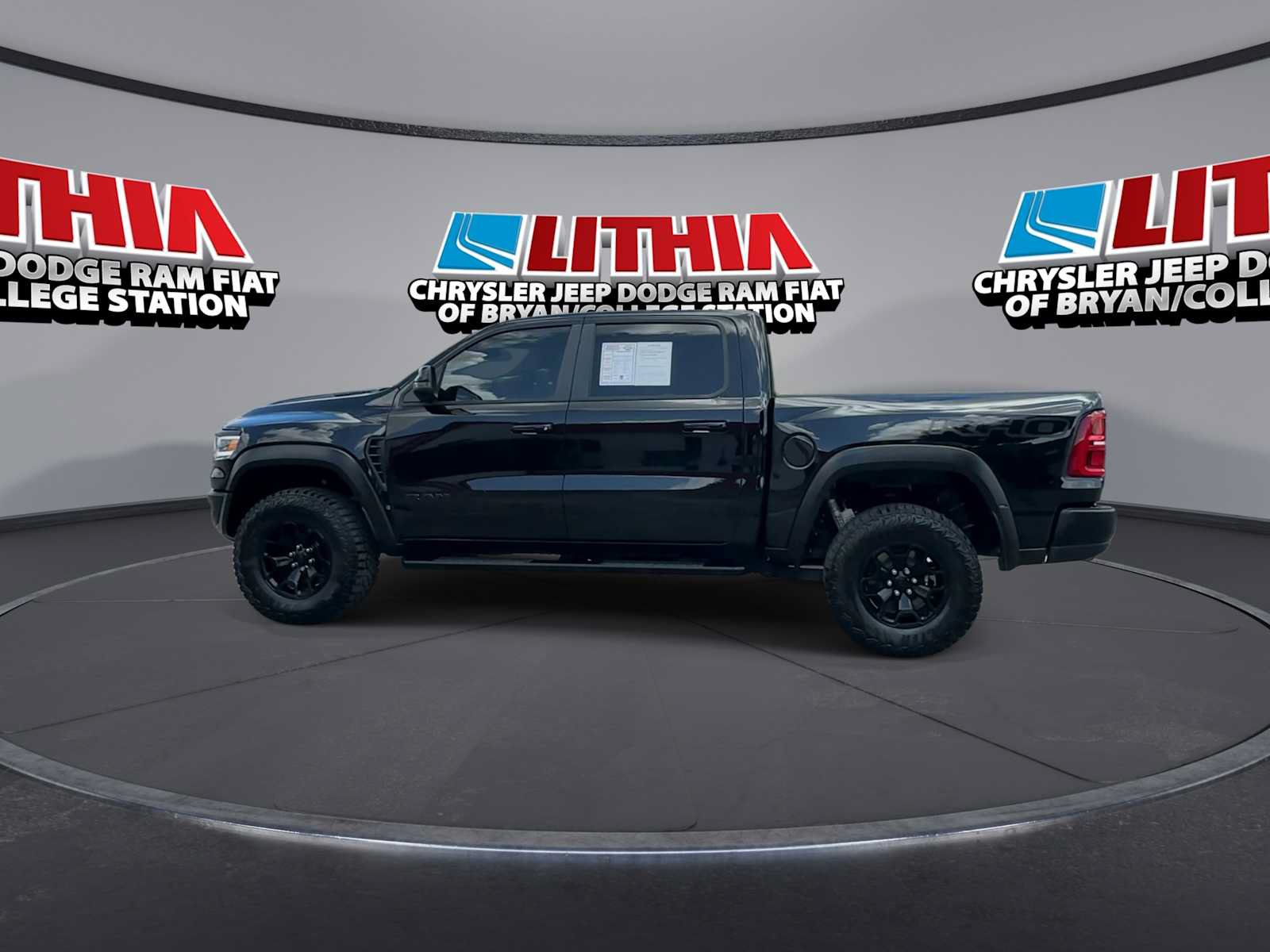 Used 2026 RAM 1500 RHO AWD/4WD image 8