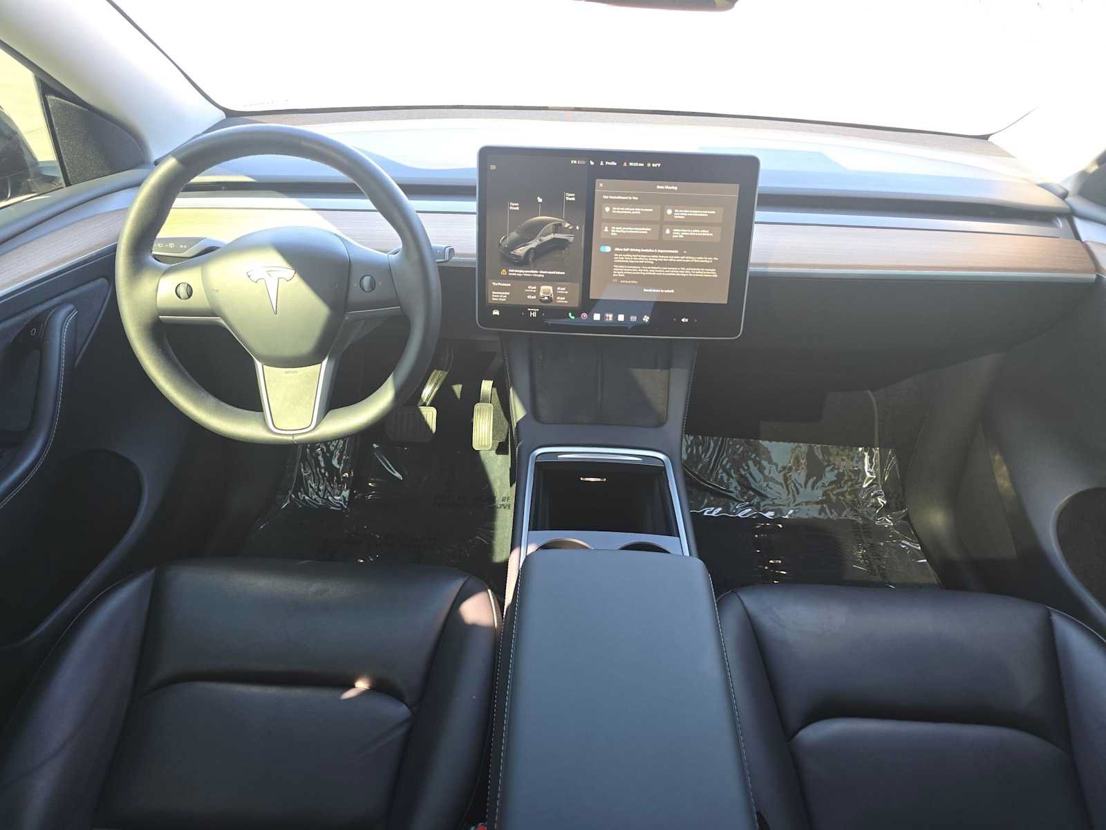 Used 2025 Tesla Model Y Long Range RWD image 18