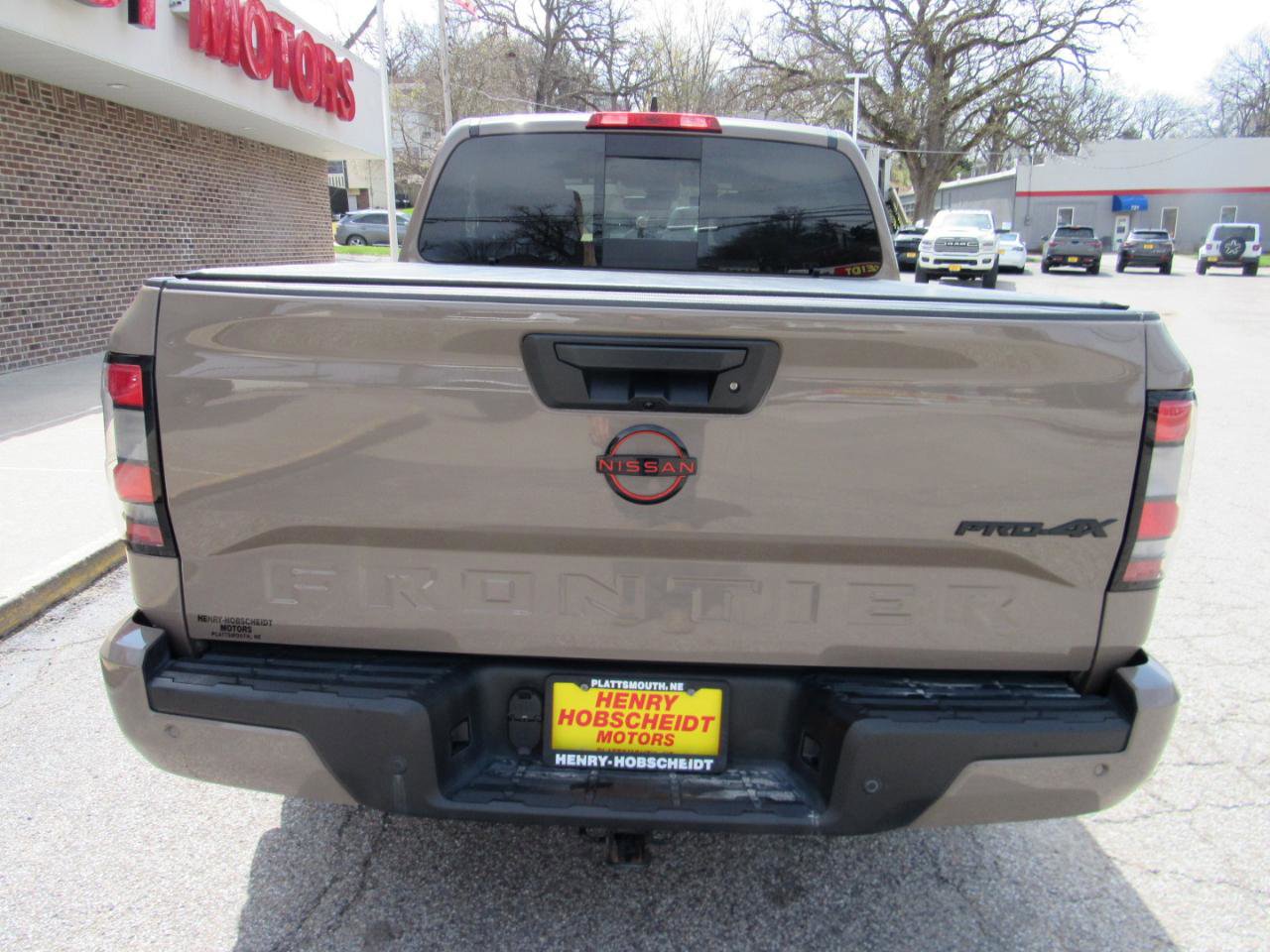 Used 2023 Nissan Frontier PRO-4X w/ Pro-4X Premium Package image 3