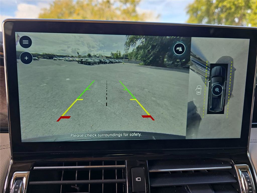 Used 2024 Lincoln Navigator Reserve image 24