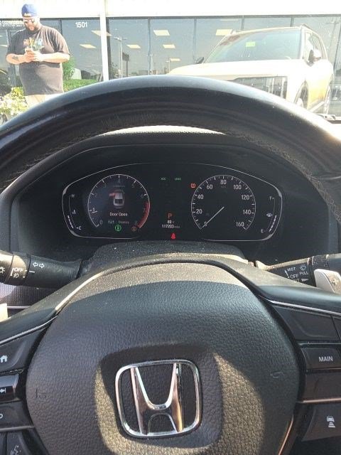 Used 2018 Honda Accord Sport image 7