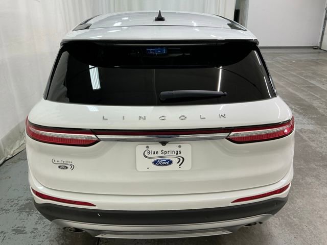 Used 2024 Lincoln Corsair AWD image 4