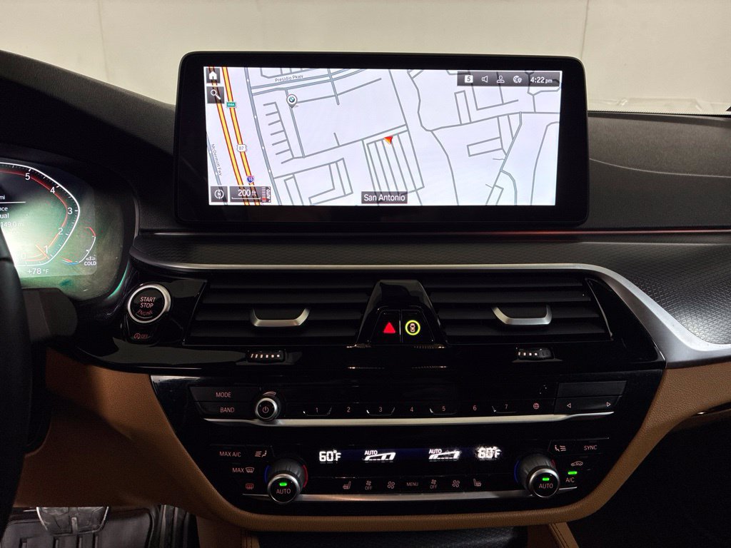 Used 2022 BMW 530i w/ M Sport Package RWD image 10