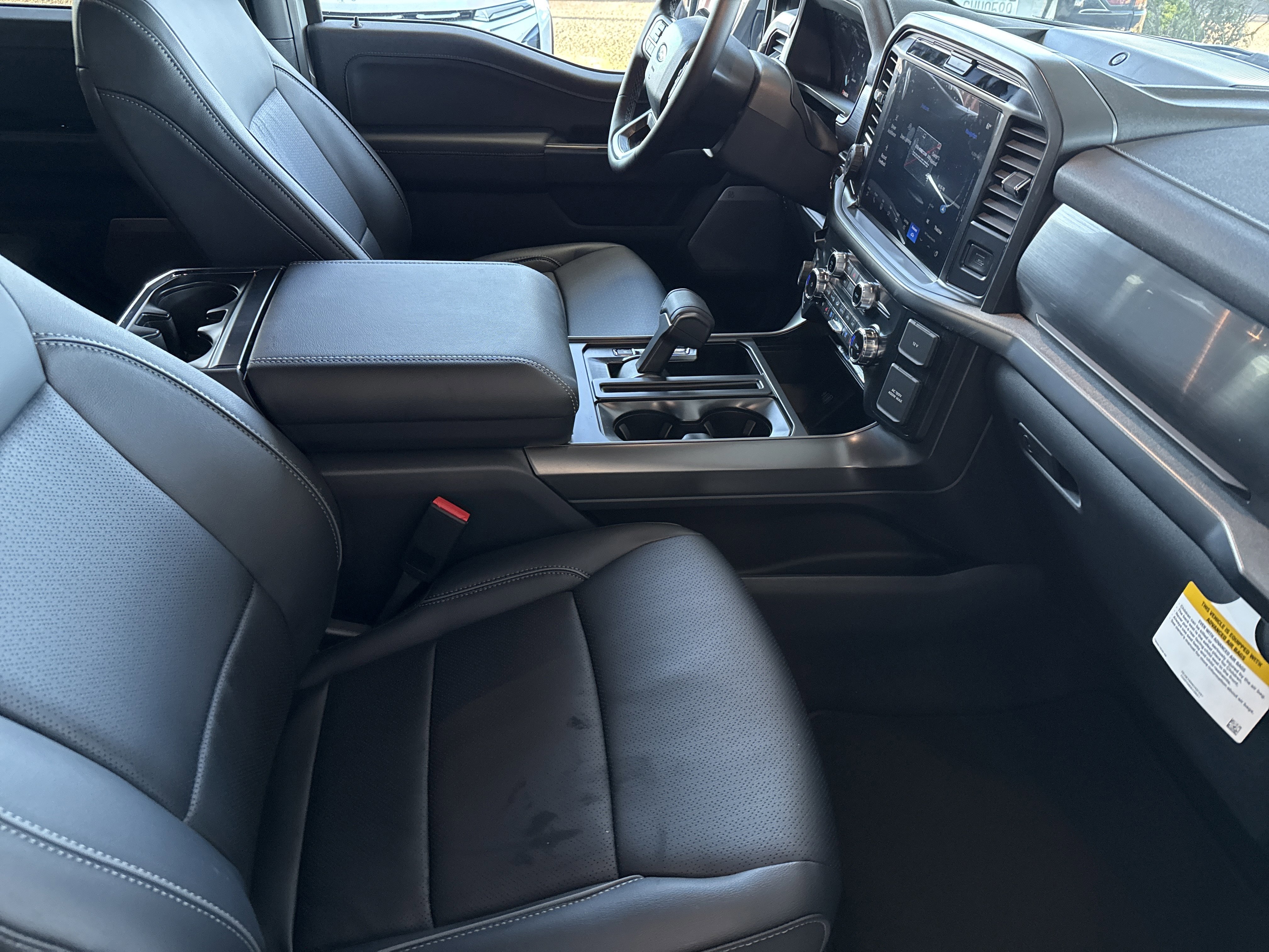 New 2025 Ford F150 Lariat image 17