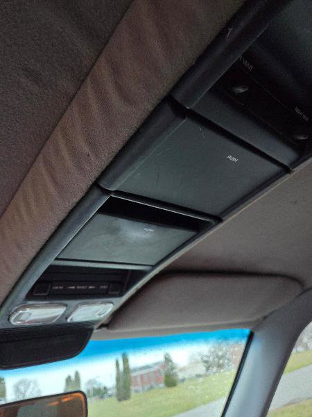 Used 1993 Plymouth Grand Voyager LE image 11