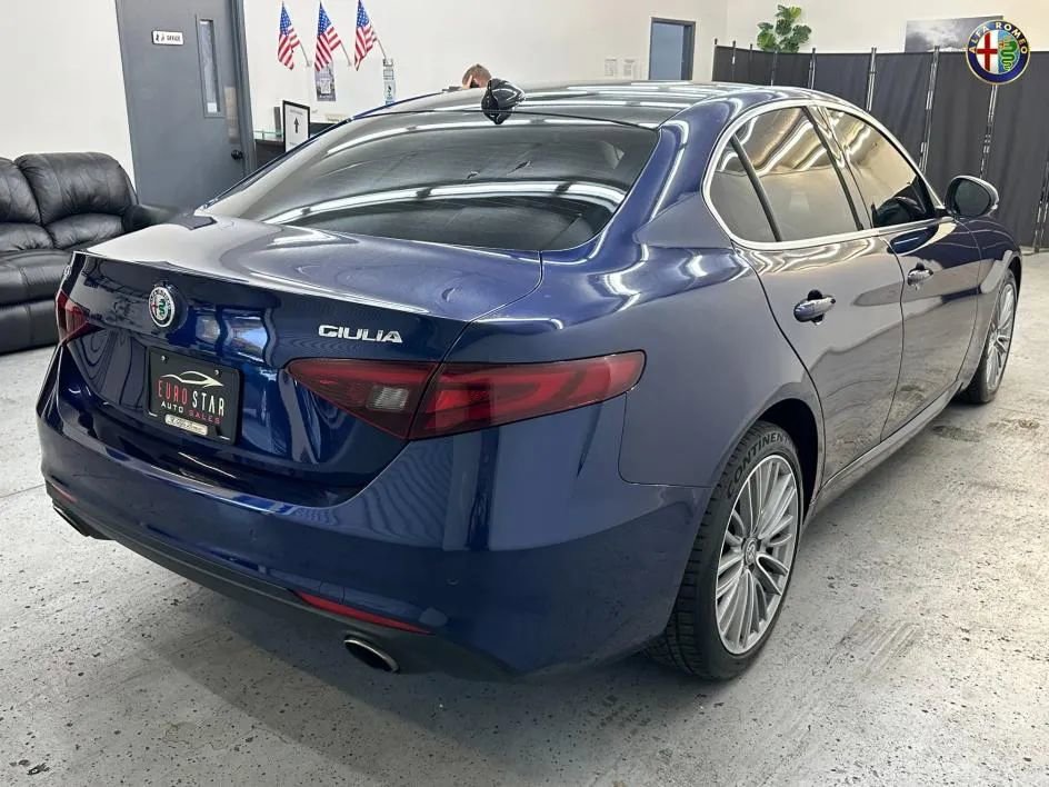 Used 2017 Alfa Romeo Giulia Ti w/ Leather Package image 4