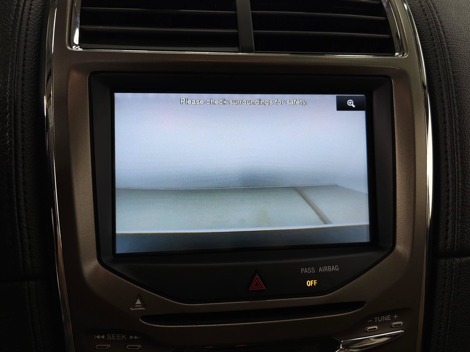 Used 2013 Lincoln MKX AWD image 24