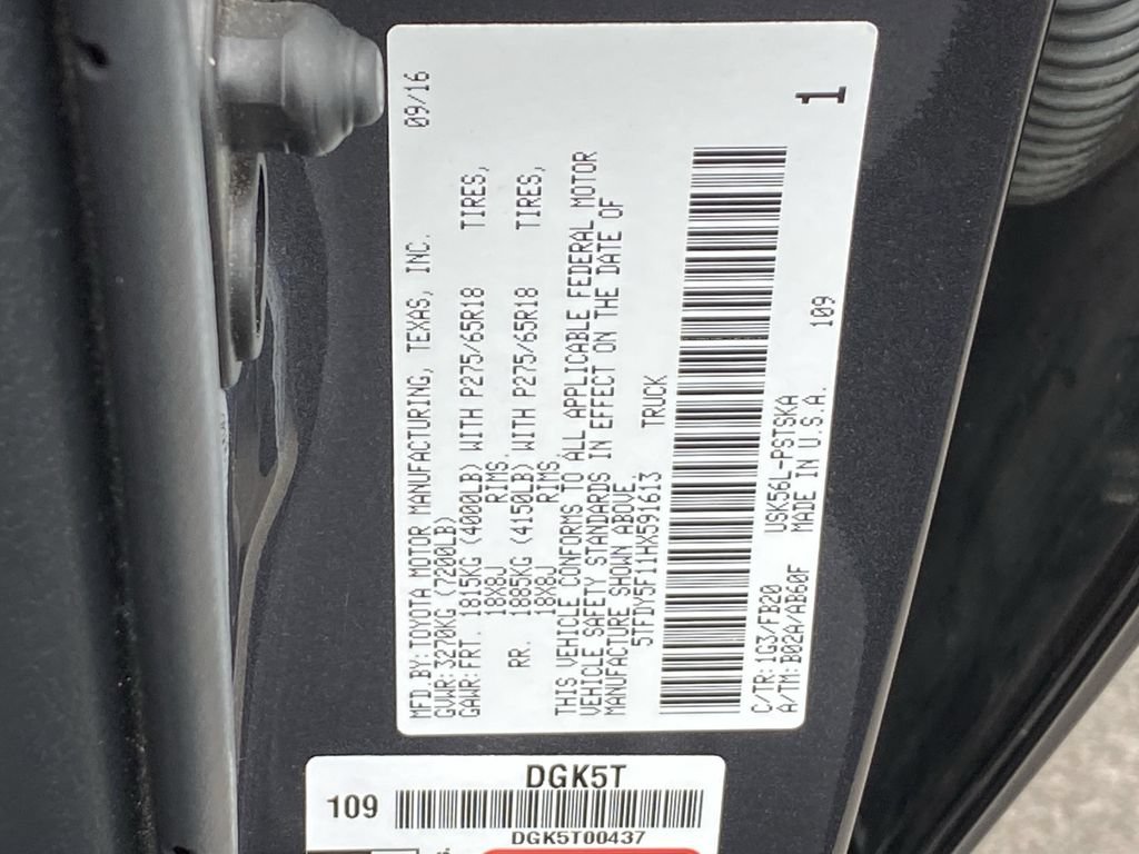 Certified 2017 Toyota Tundra SR5 AWD/4WD image 13