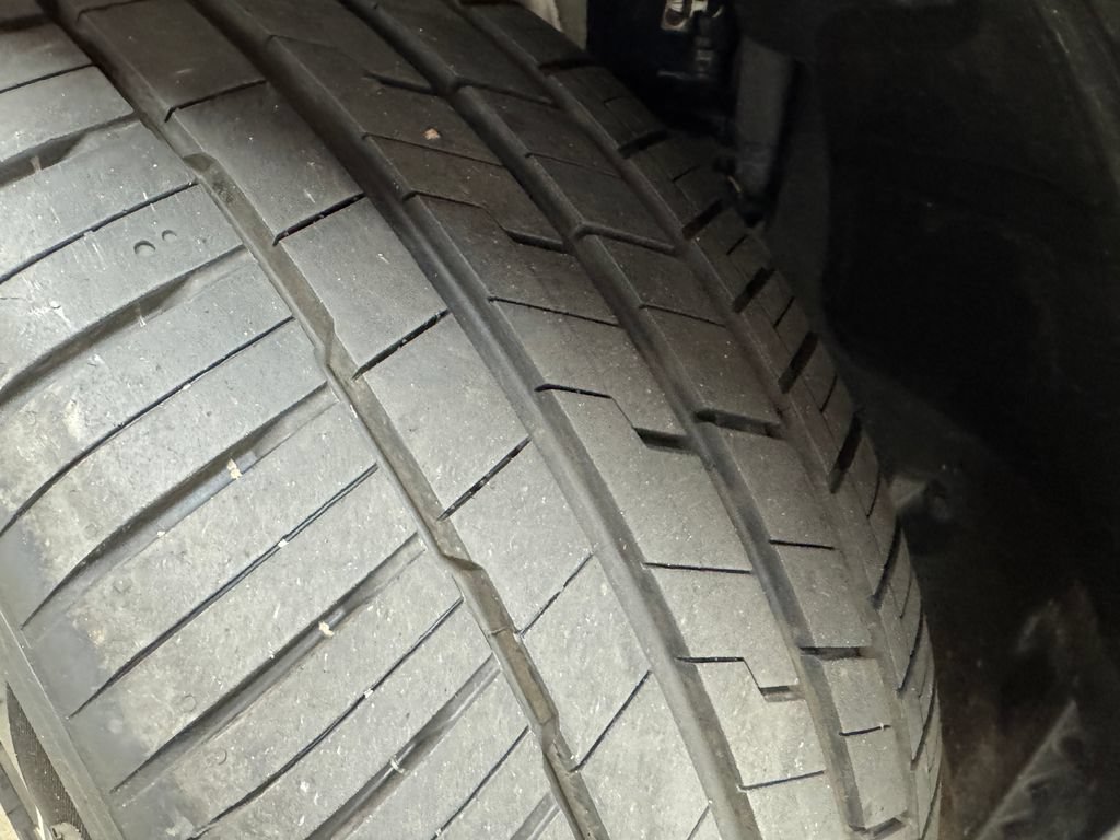 Used 2025 BMW X5 M60i AWD/4WD image 29