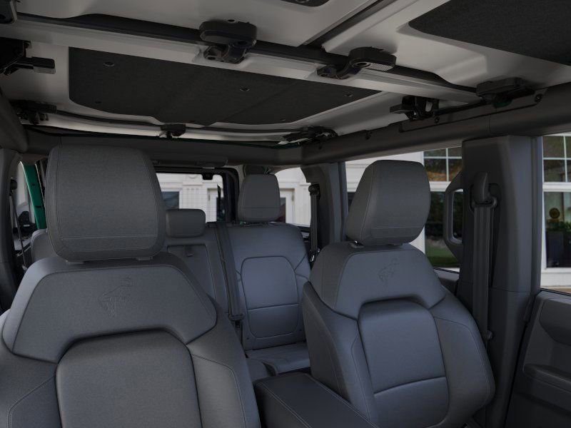 New 2025 Ford Bronco Badlands image 12