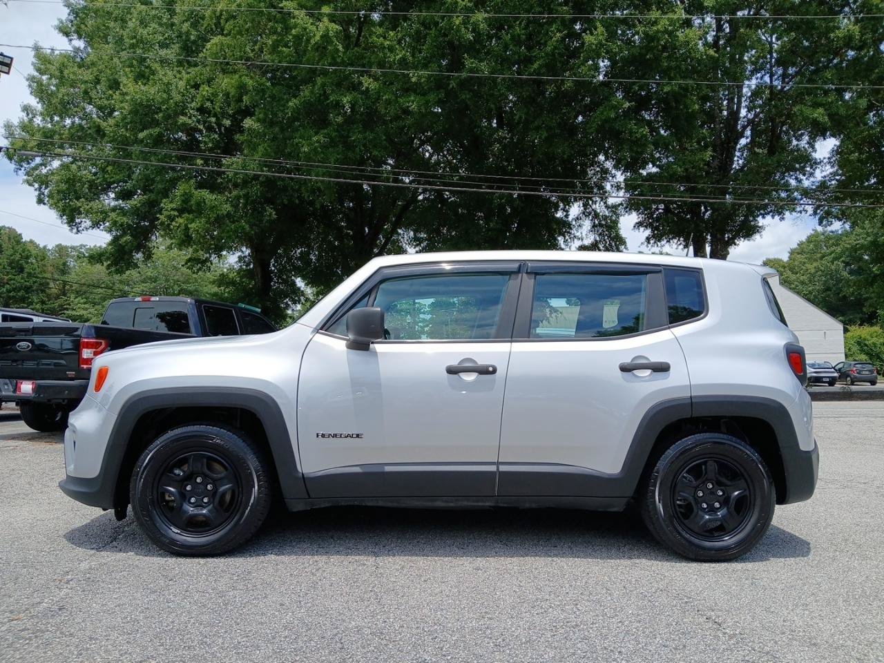 Used 2021 Jeep Renegade Sport FWD image 1