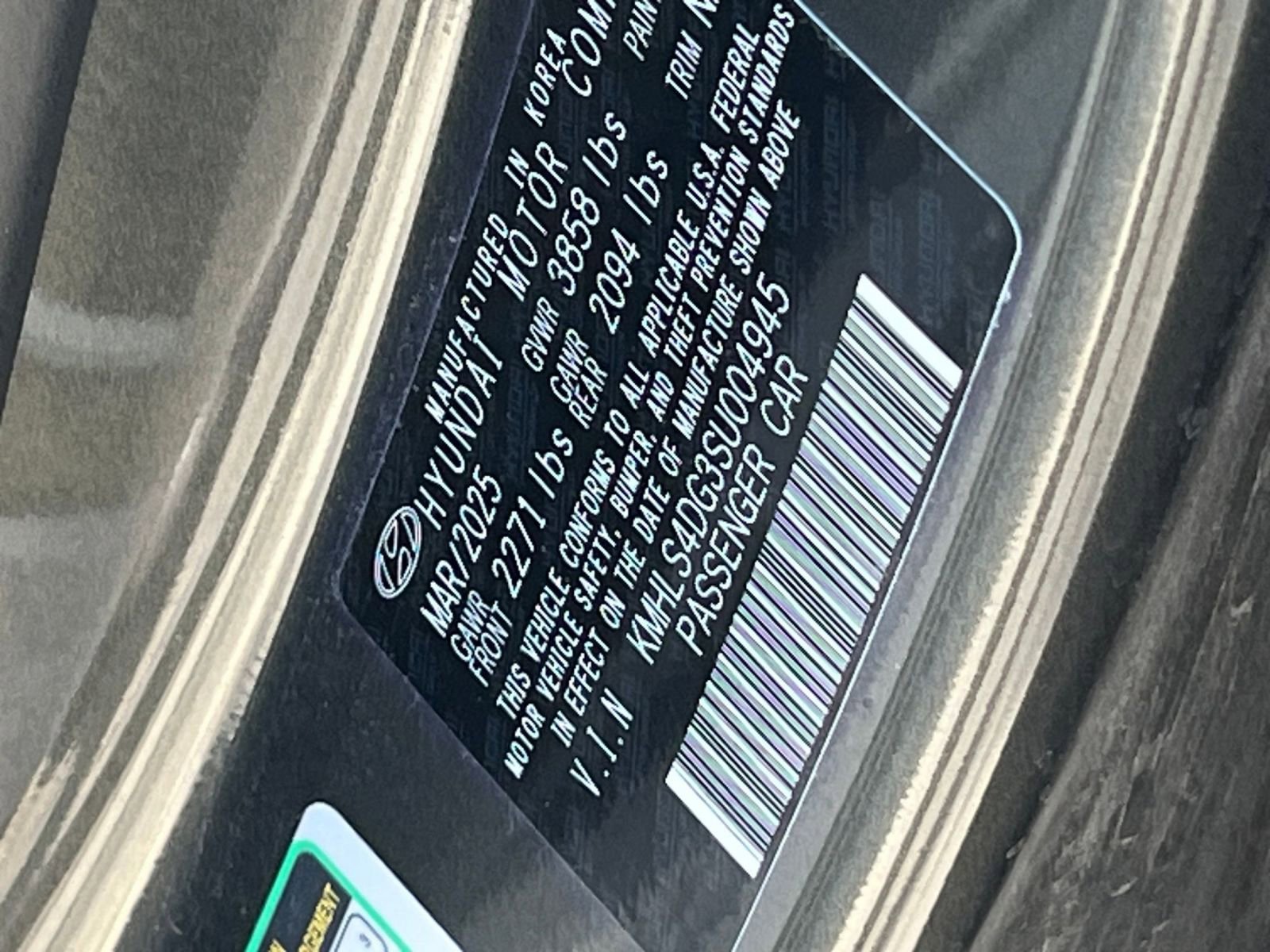 Used 2025 Hyundai Elantra SEL image 31