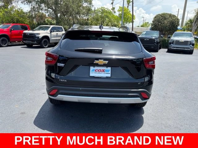 Certified 2026 Chevrolet Trax LT w/ LT Convenience Package FWD image 5