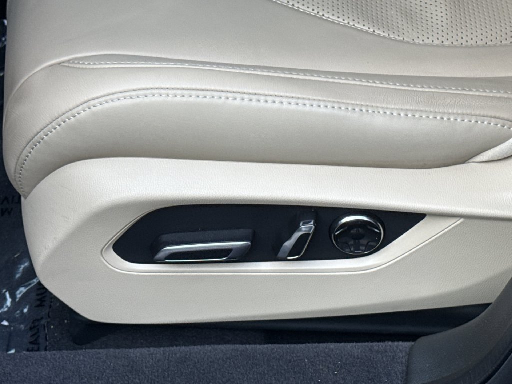 Used 2023 Acura TLX w/ Technology Package FWD image 14