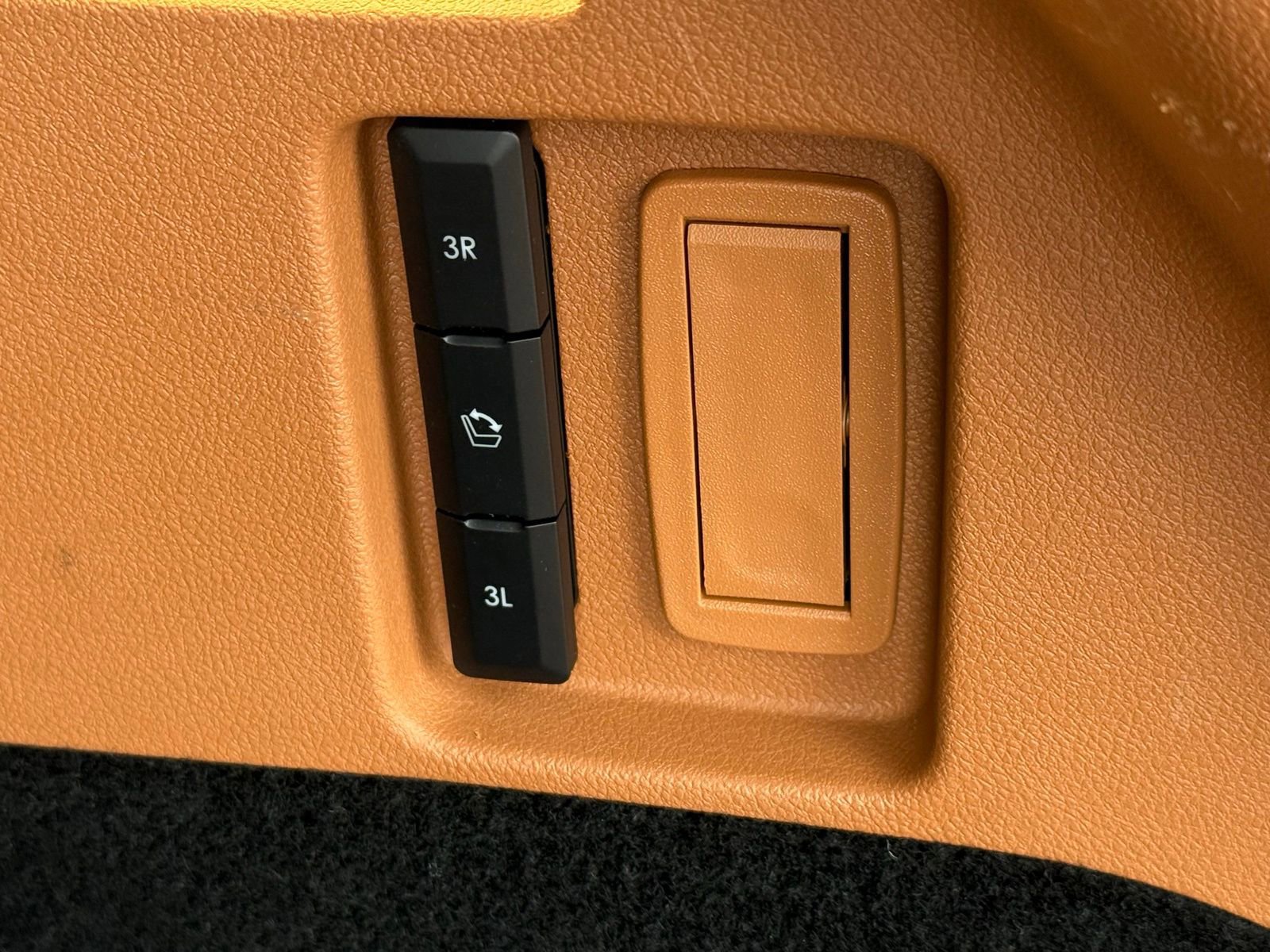 Used 2023 Lincoln Aviator Black Label w/ Dynamic Handling Package image 44