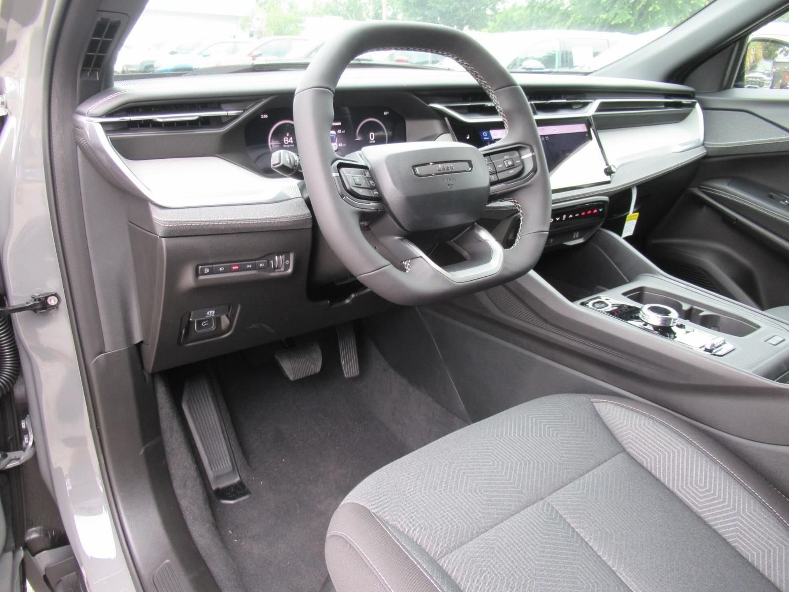 New 2026 Jeep Cherokee Laredo AWD/4WD image 17