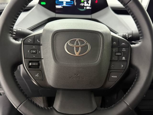 Used 2025 Toyota Prius LE FWD image 9