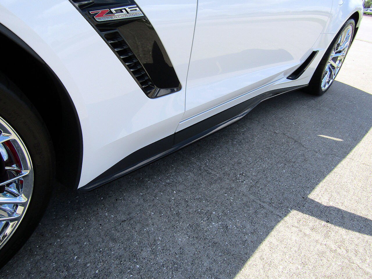 Used 2016 Chevrolet Corvette Z06 w/ 3LZ Preferred Equipment Group RWD image 26