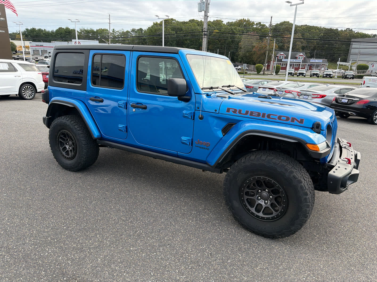 Used 2021 Jeep Wrangler Unlimited Rubicon w/ Xtreme Recon 35" Tire Package AWD/4WD image 2