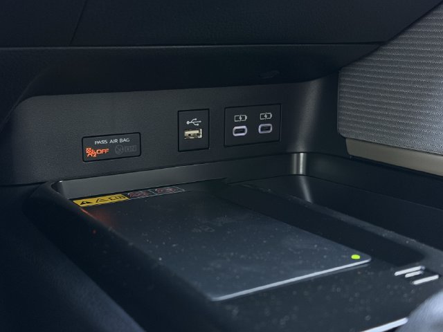 New 2026 Toyota Camry SE w/ Convenience Package FWD image 19