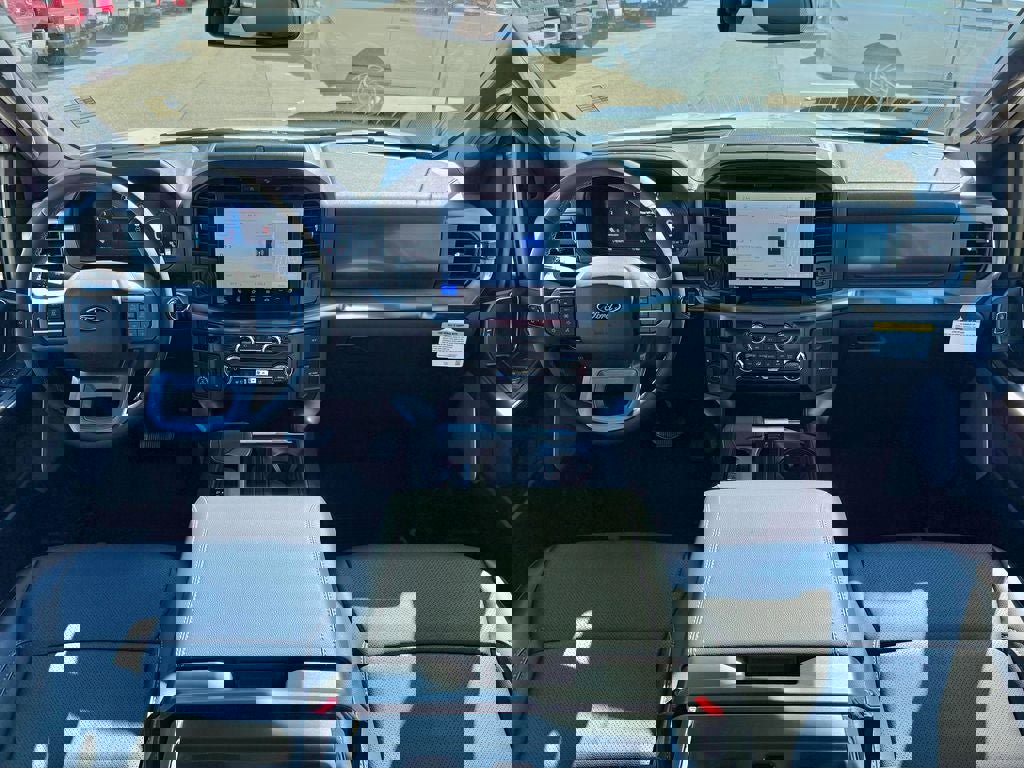 New 2026 Ford F150 Lariat w/ Equipment Group 502A High image 34