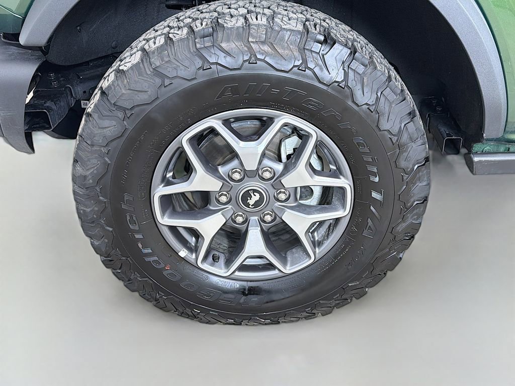Used 2025 Ford Bronco Badlands image 18