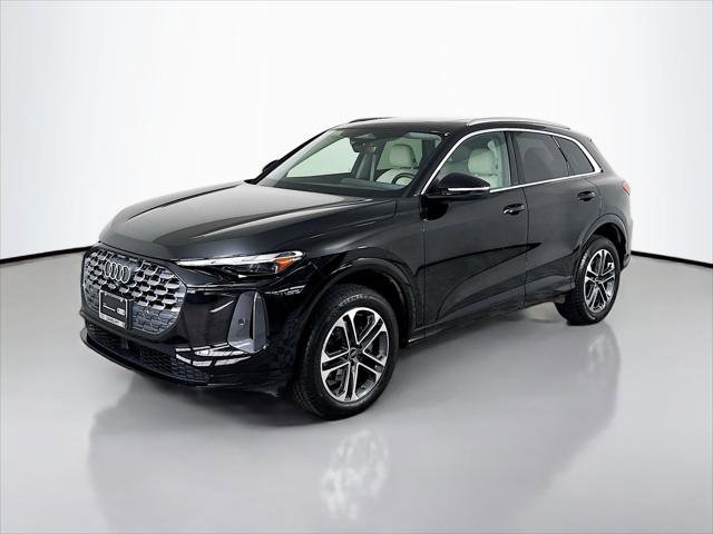 Certified 2025 Audi Q5 Premium w/ Convenience Package AWD/4WD image 1