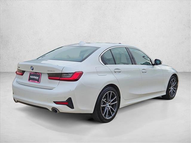 Used 2020 BMW 330i xDrive Sedan w/ Convenience Package AWD/4WD image 5