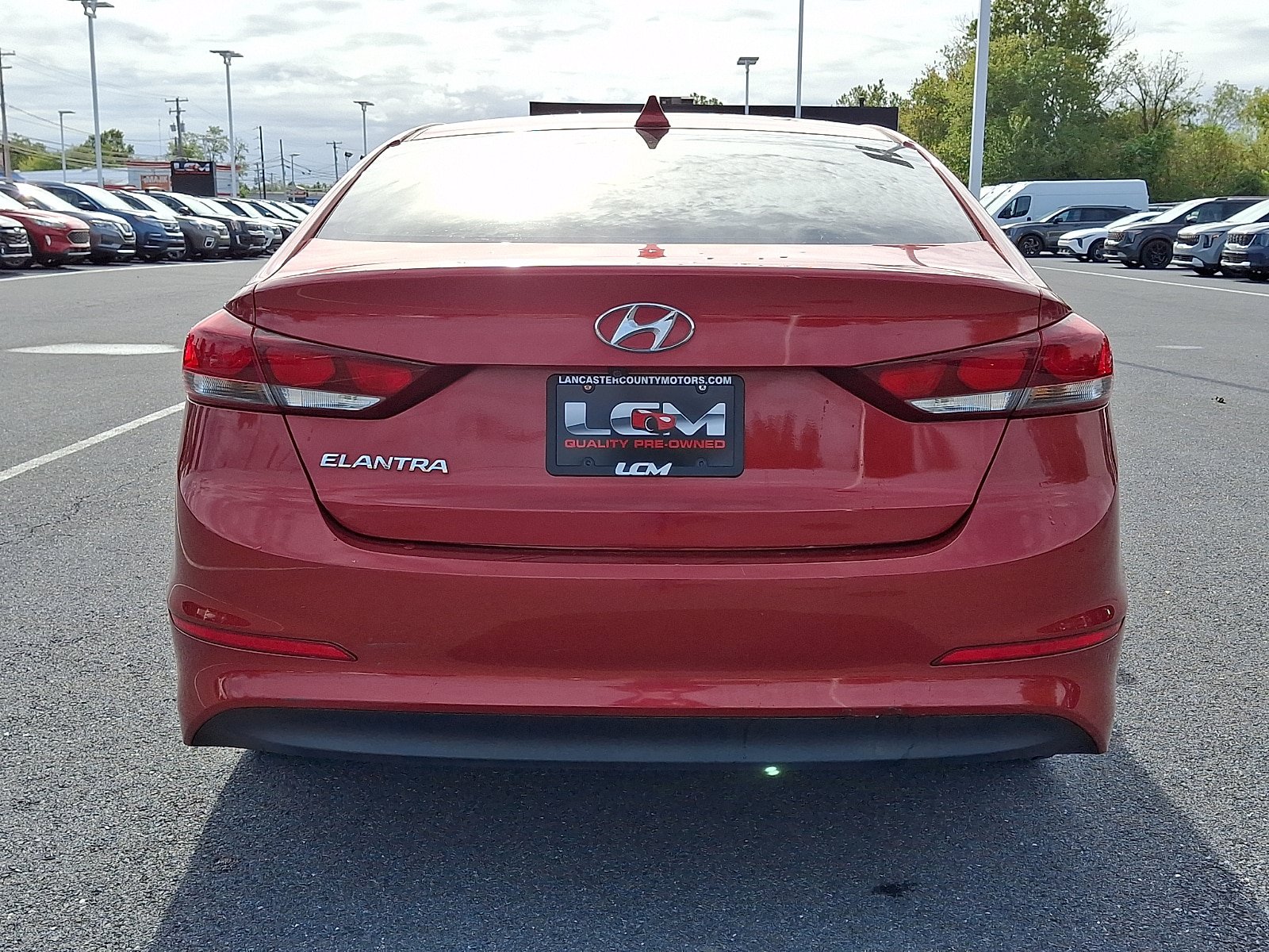 Used 2017 Hyundai Elantra SE FWD image 6
