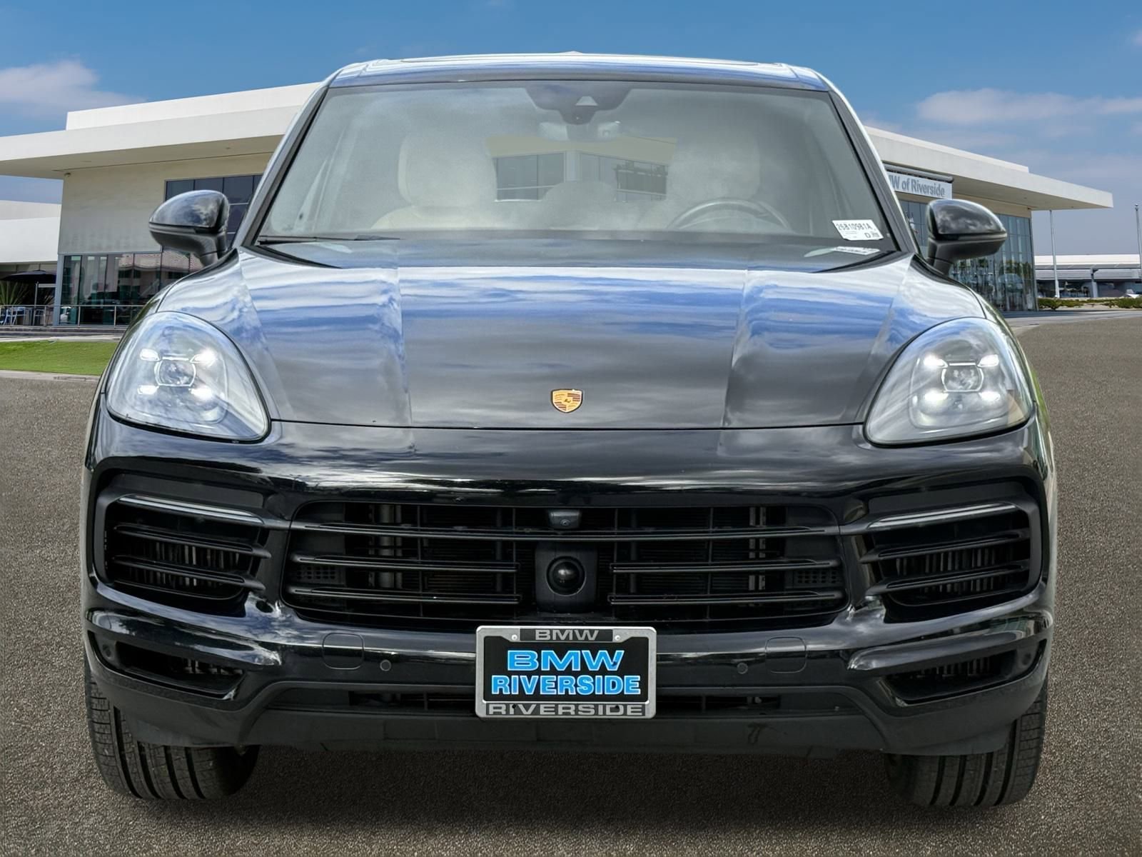 Used 2023 Porsche Cayenne image 3