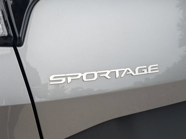 Certified 2024 Kia Sportage EX FWD image 13