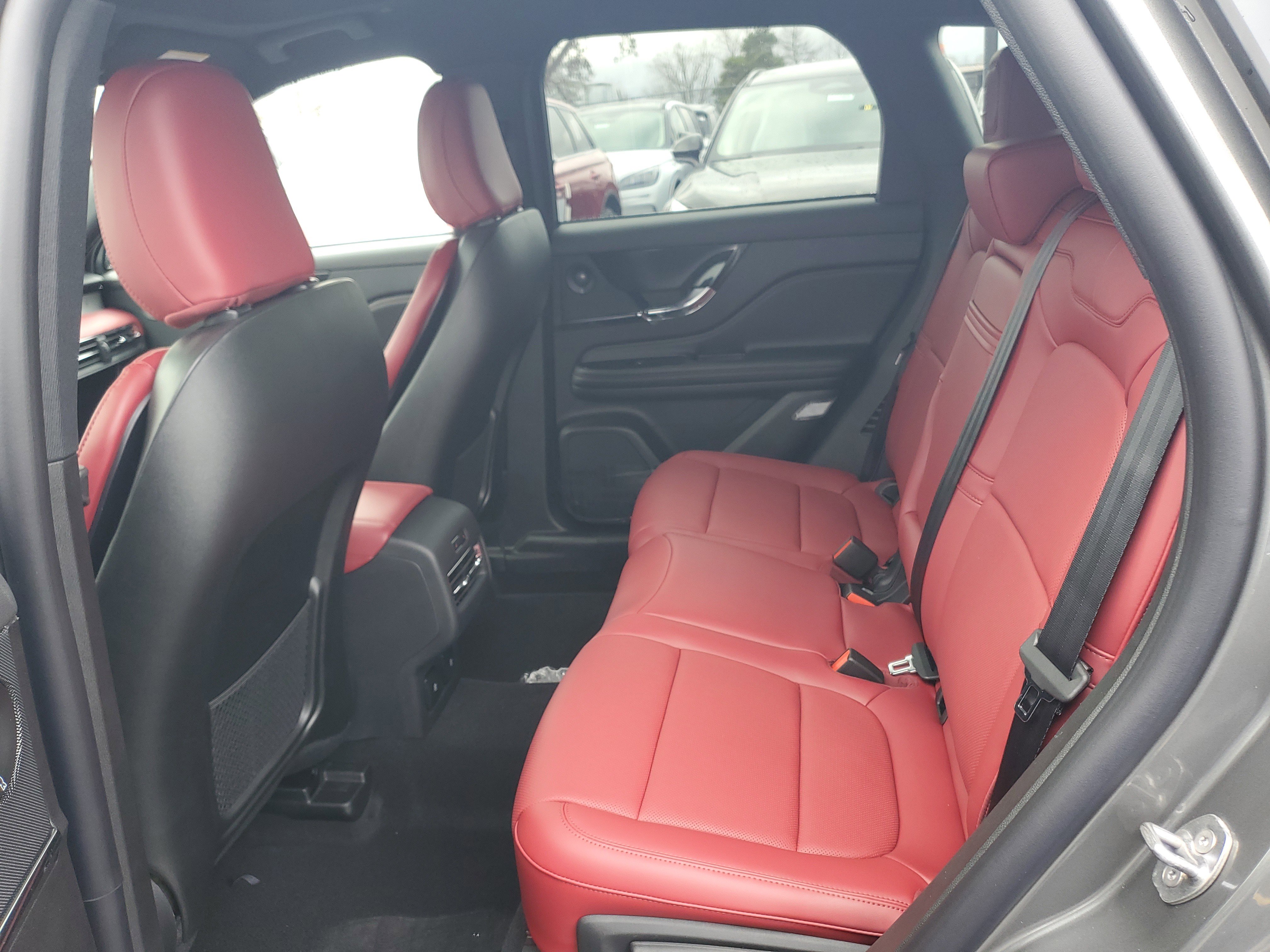 New 2025 Lincoln Corsair Reserve w/ Equipment Group 202A image 25