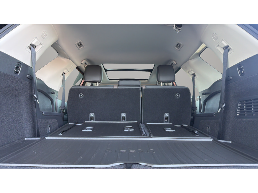 New 2026 Nissan Pathfinder Platinum AWD/4WD image 17