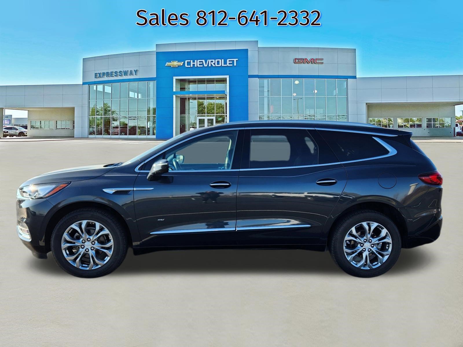 Used 2019 Buick Enclave Avenir w/ Avenir Technology Package FWD image 4