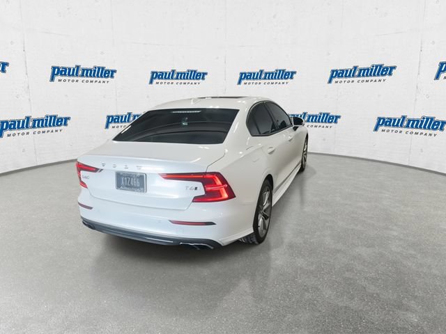 Used 2021 Volvo S60 T6 Momentum w/ Advanced Package AWD/4WD image 10