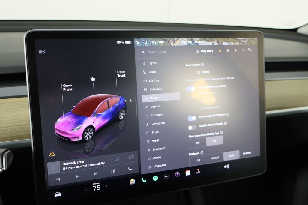 Used 2023 Tesla Model Y Long Range image 29