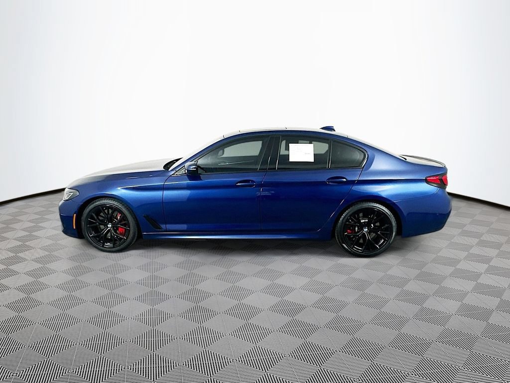 Used 2023 BMW M550i xDrive w/ Shadowloine Package AWD/4WD image 5