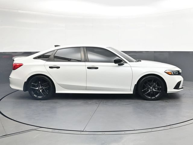 Used 2023 Honda Civic Sport image 3