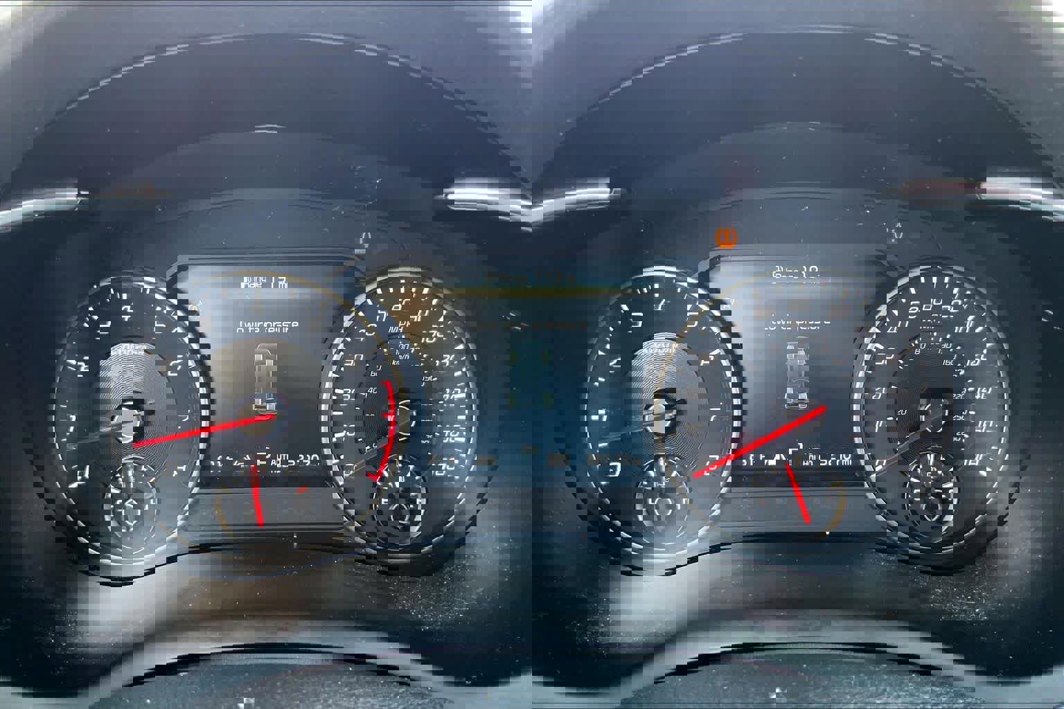 Used 2023 Kia Stinger GT2 image 25