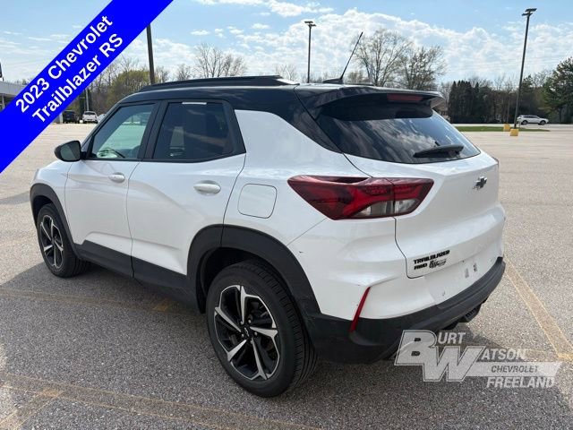 Used 2023 Chevrolet TrailBlazer RS w/ Sun and Liftgate Package image 4